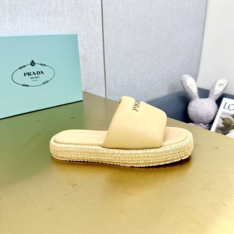 Pra*a slippers